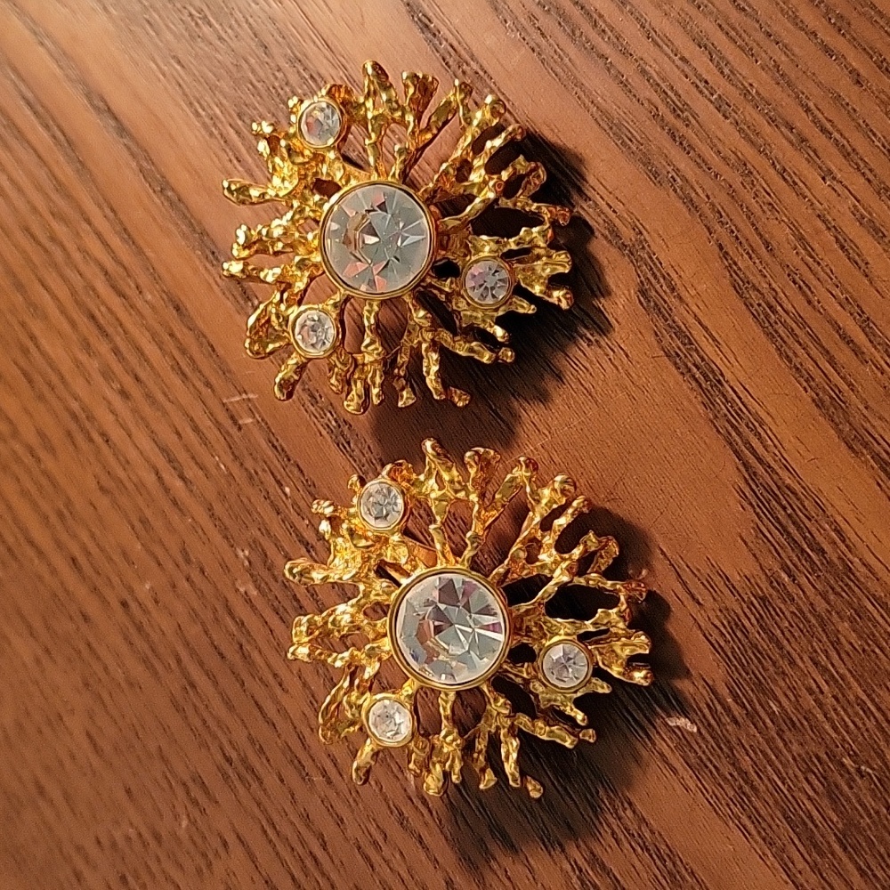 Vtg Kenneth Jay Lane For Avon Clip On Earrings - image 1